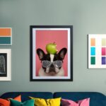 Coole Französische Bulldogge mit Apfel Kunstdruck Poster Bild zum Einrahmen Exklusive Wandkunst für Wohnzimmer, Schlafzimmer – Bild 4