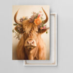 hochland kuh mit blumenschmuck als poster oder leinwandbild natur tierbild