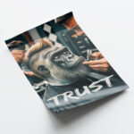Gorilla beim Barber "Trust" Poster Exklusive Wandkunst für Wohnzimmer, Schlafzimmer, Büro – Bild 3