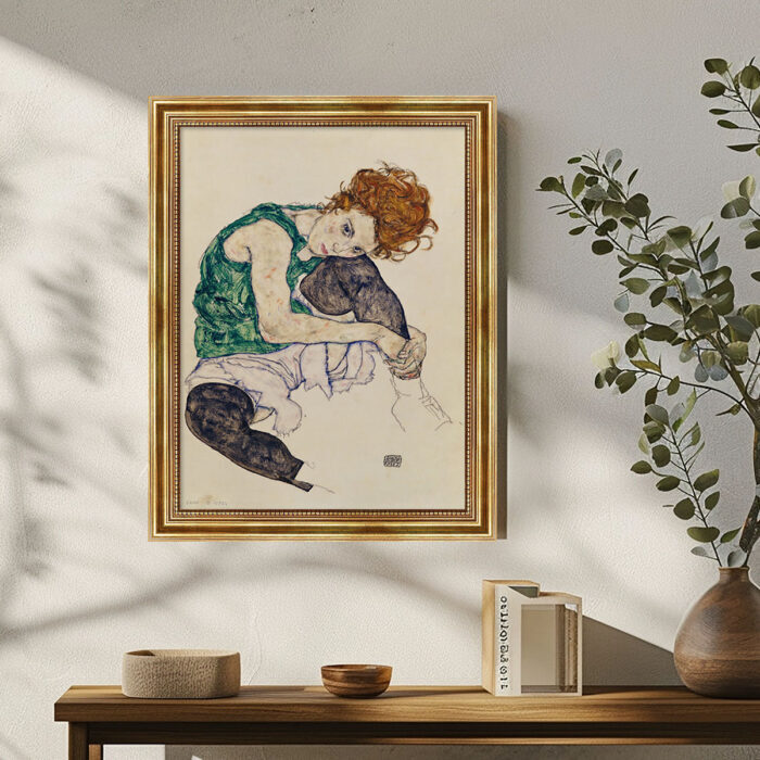 Sitzende Frau mit hochgezogenem Knie von Egon Schiele Bild mit Rahmen Bild mit Rahmen in Gold