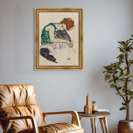 Sitzende Frau mit hochgezogenem Knie von Egon Schiele Bild mit Rahmen Bild mit Rahmen in Gold