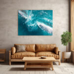 Breite Meereswelle von oben in fließendem Türkis und weißem Schaum in organischer Bewegung – Bild 3