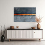 Minimalistisches Ölgemälde mit einzelnem goldenen Streifen auf dunkelgrauem strukturiertem Hintergrund – Bild 2