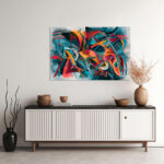 Dynamisches Urban-Art-Gemälde mit kalligrafischen Formen in Rot, Orange, Türkis und Schwarz – Bild 2