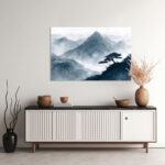 Stimmungsvolle Berglandschaft im blauen Morgennebel mit einsamer Bonsai-Silhouette – Bild 2