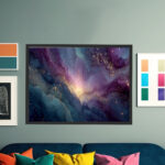 Kosmische Galaxienkomposition in Dunkelblau, Lila und Türkis mit goldenen Sternenpartikeln – Bild 6