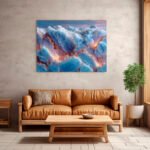 Surreale Eisgrotte oder Opal-Gesteinslandschaft in Hellblau mit goldenen Rissen und rosafarbenem Lichtschein – Bild 3
